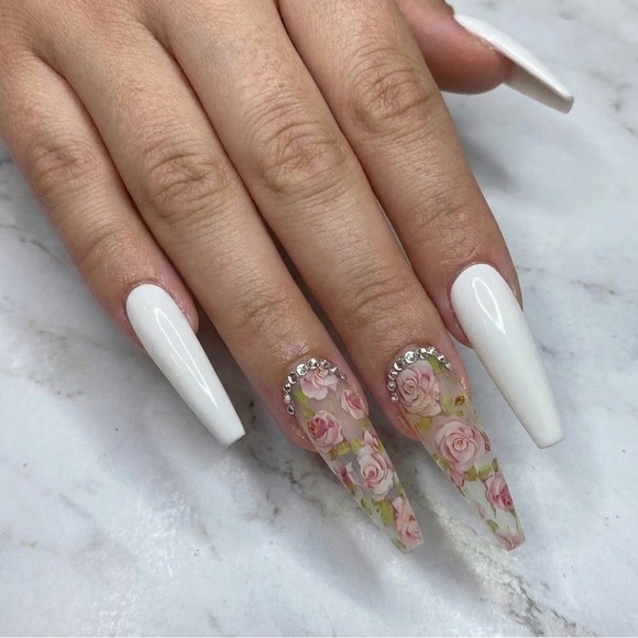 “Pink Roses” Press on nails (HANDMADE) - Picture 10 of 15
